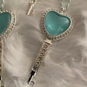 6 Luxury Inspired Heart Key Ornaments